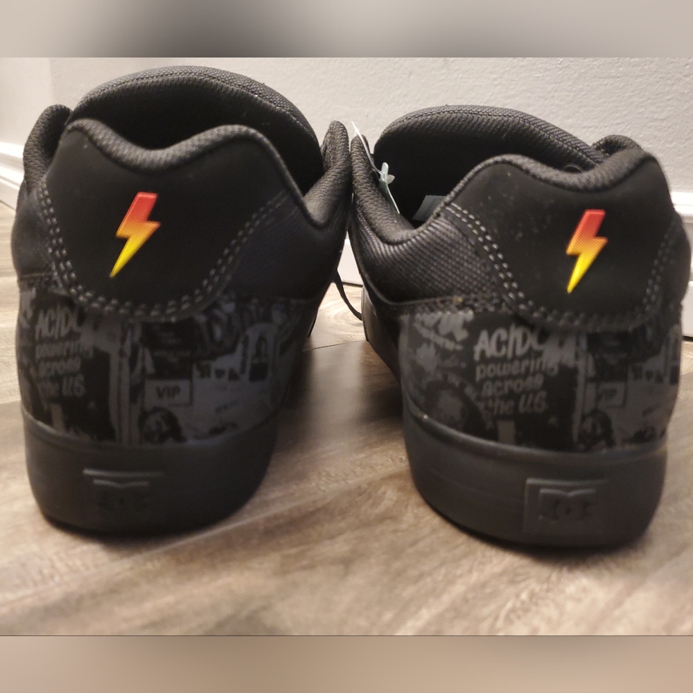 BNWT Mens DC AC/DC Shoes, Size 9.5 - Picture 5 of 12